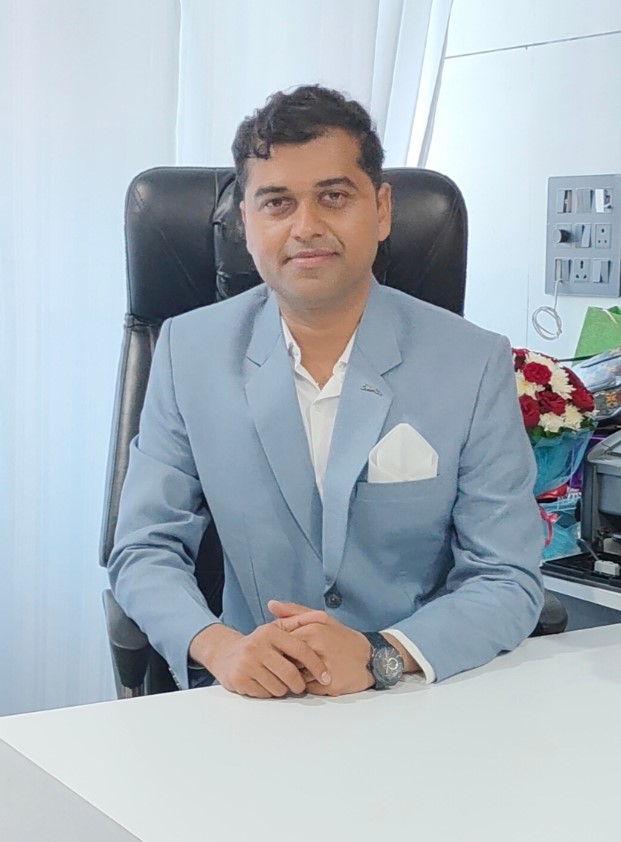 Dr. Nainesh Patel – Best laparoscopic surgeon in Surat specializing in hernia, gallbladder, appendix and bariatric surgery